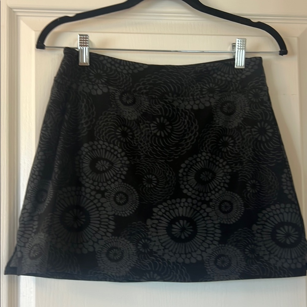 EUC Tranquility Skort size small
